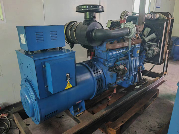 海沧100kW柴油发电机组使用多级机油有哪些优缺点？